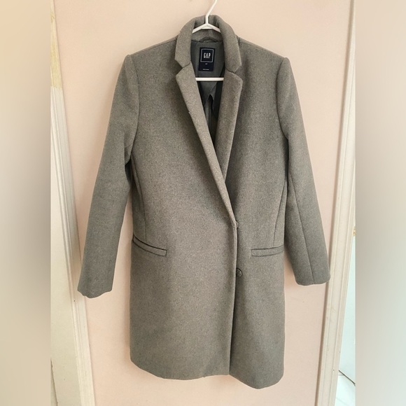 Gap Coat​ - Picture 1 of 2